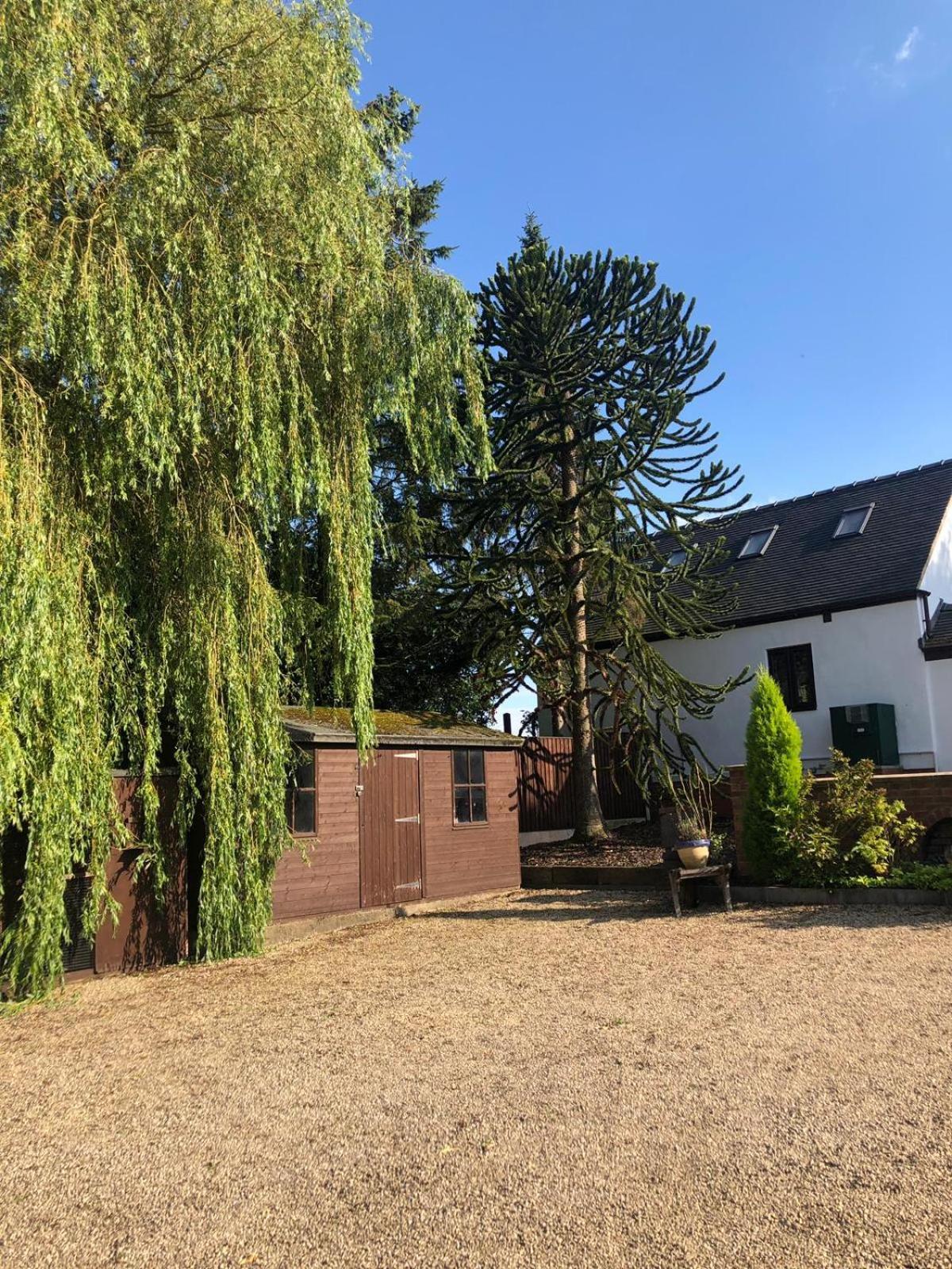 The Willow Denstone Exterior photo